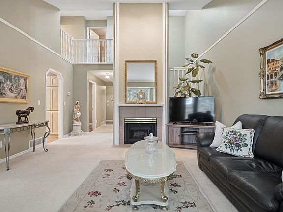 4th image of 8567 164th St #3