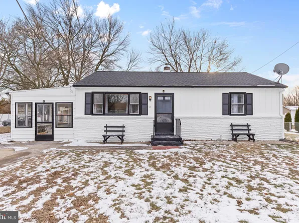 13 Park Ave, Pennsville, NJ 08070