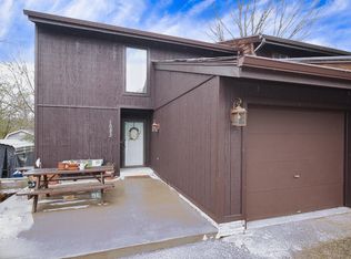 1083 Armstrong Mill Rd, Lexington, KY 40517