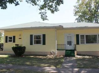 602 SE 2nd Ave, Aledo, IL 61231