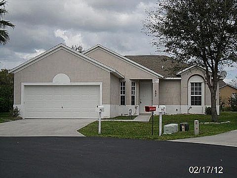 5th image of 885 11th Dr