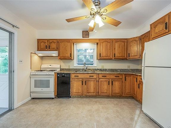 2nd image of 440 Columbus Ave #1