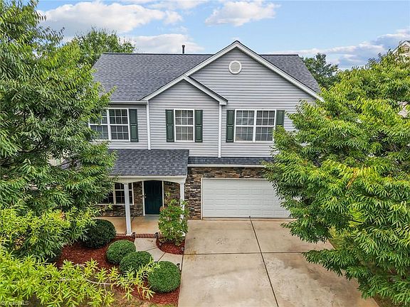 2nd image of 4103 Pepperbush Dr