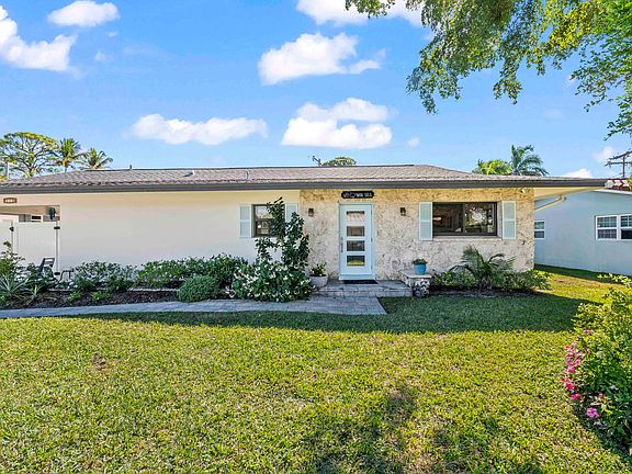 5th image of 518 SW 28th Avenue
