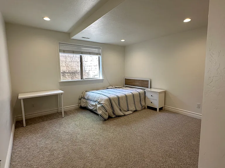 1929 W Golden Pond Way — Photo 16