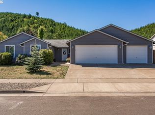 2661 Foothills Dr, Sweet Home, OR 97386