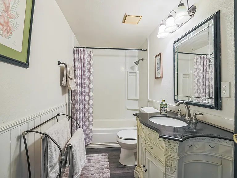 39 Dartmouth Pl — Photo 17