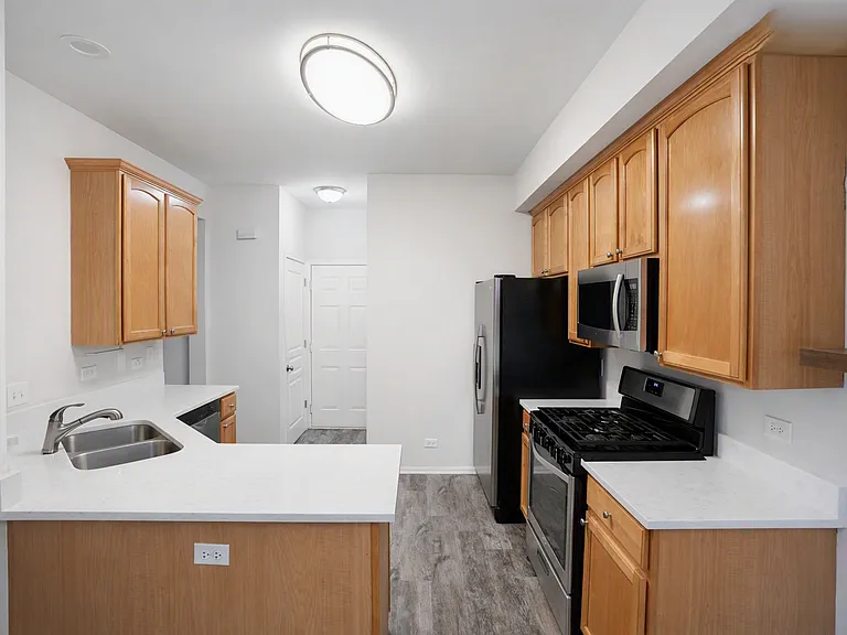3224 Bromley Ln #3224 — Photo 8