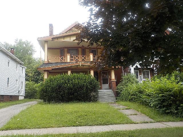 1st image of 12108 Buckingham Ave