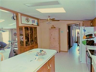 Kitchen looking to hallway