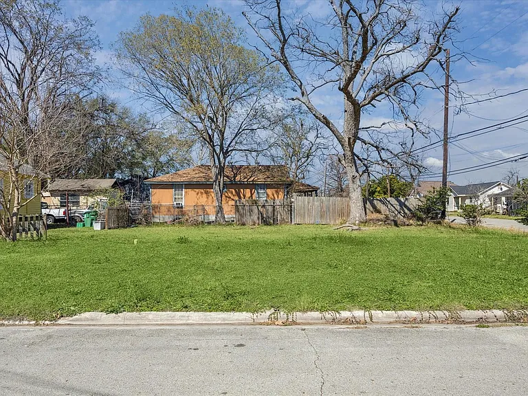 1115 Bigelow St — Photo 10