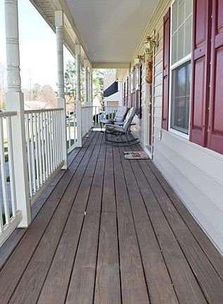 3rd image of 10978 Elmont Woods Dr