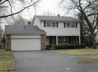 30W265 Argyll Ln, Naperville, IL 60563