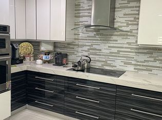 21058 SW 89th Path, Cutler Bay, FL 33189