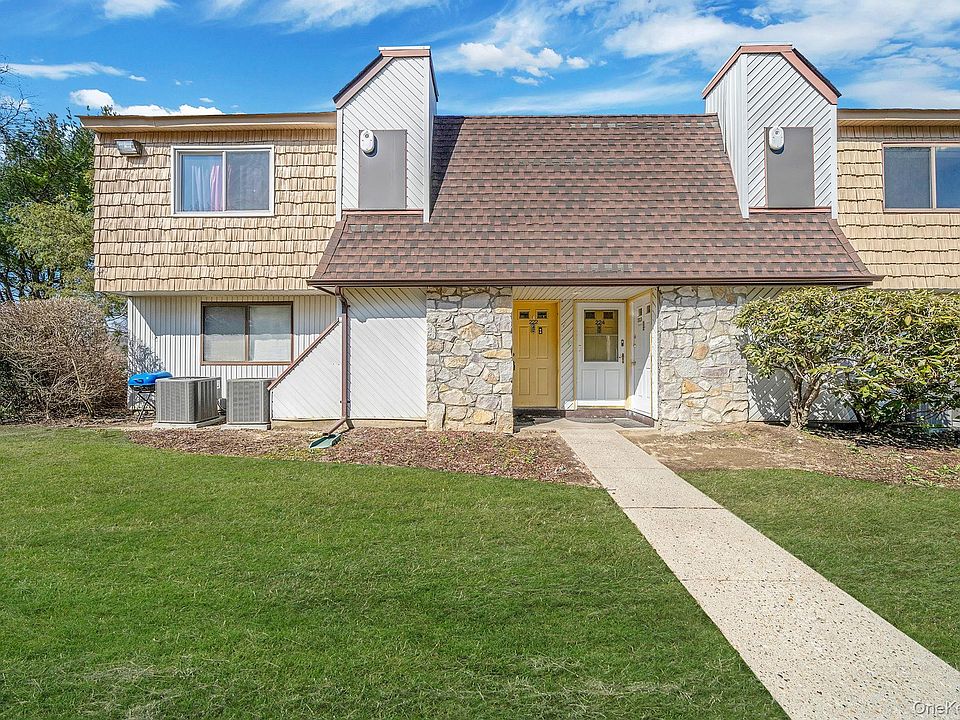 1st image of 222 Pointe Circle N #2
