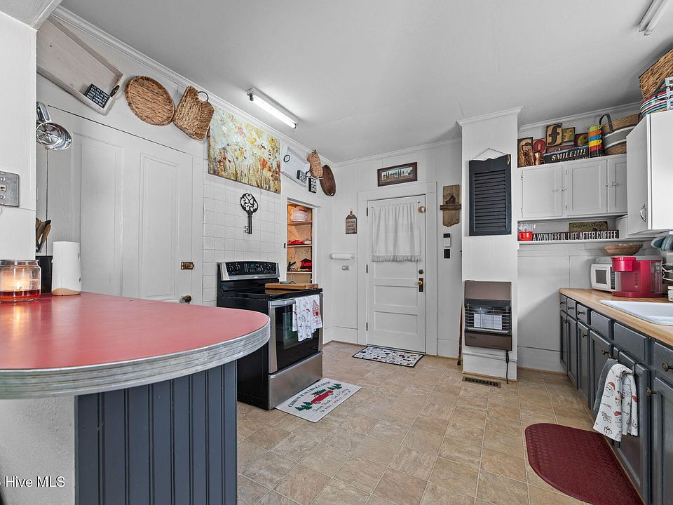 25th image of this home