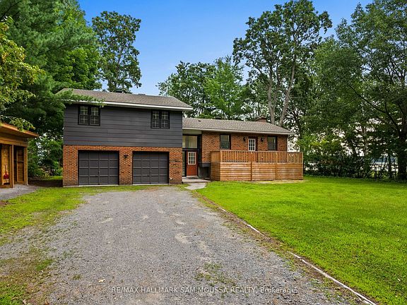 3rd image of 208 Baillie Ave