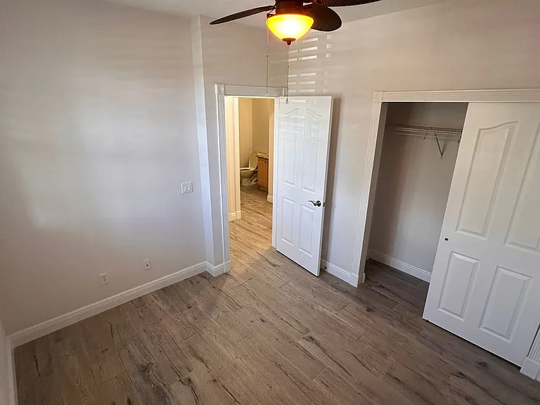3702 NE Indian River Dr #201 — Photo 20