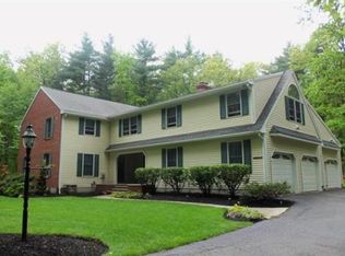 1 Hummingbird Ln, Westford, MA 01886