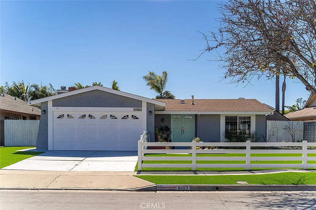 4 bed, 2129 sqft, $5,800 — Photo 1