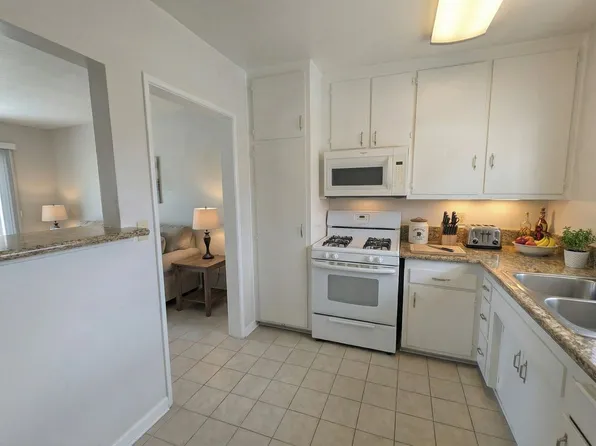 Coming Soon! Charming Studio At 11936 Burbank Blvd, Valley Village, Ca 91607, 11936 Burbank Blvd APT 15, Valley Village, CA 91607