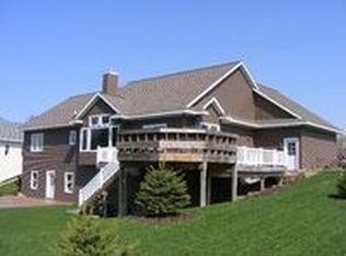 9275 Mockingbird Ln, Cadillac, MI 49601