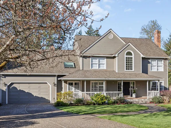 5996 Suncreek Dr, Lake Oswego, OR 97035