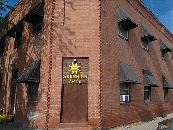 Sunshine Apartments Exterior_10032023