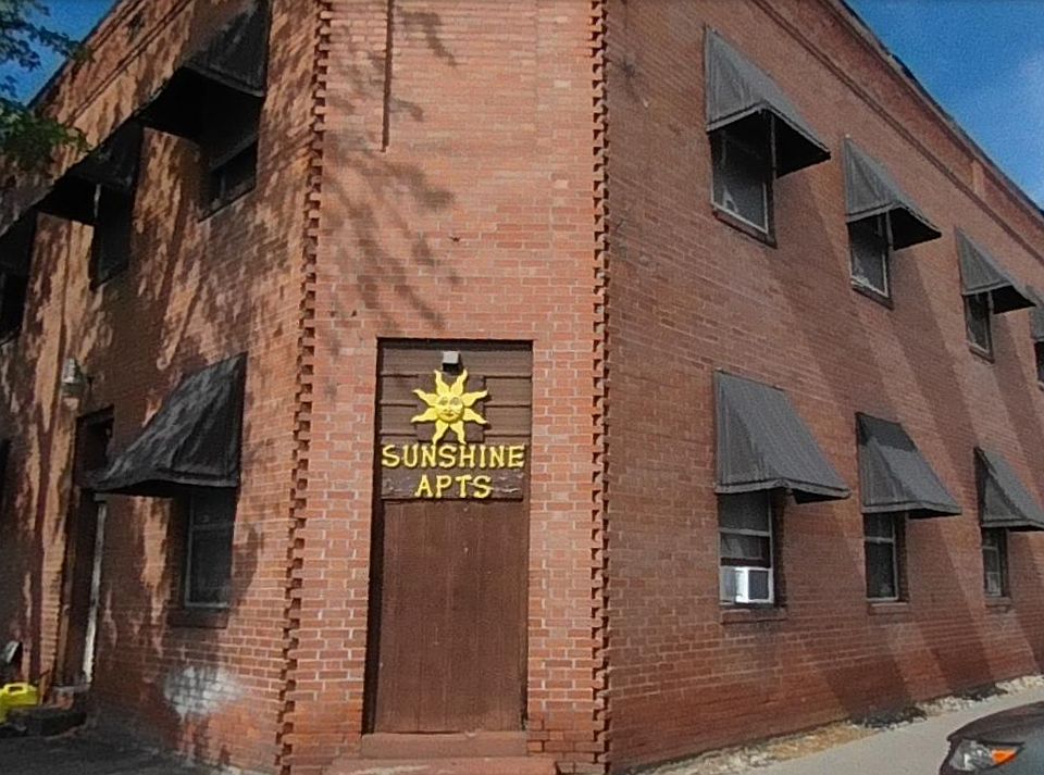 Sunshine Apartments Exterior_10032023