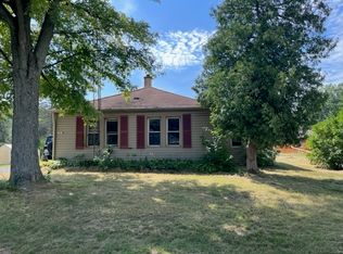 3218 N 16940e Rd, Momence, IL 60954