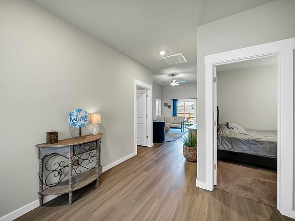 4th image of 1639 Hidden Garden Ln