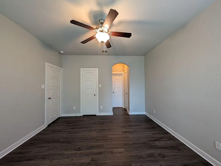 546 Creekside Frst — Photo 13