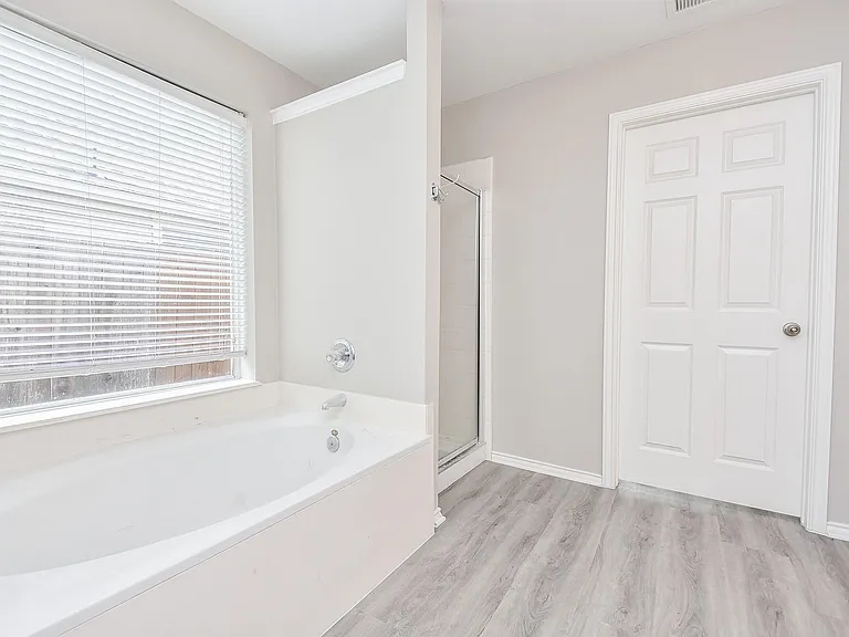 3935 Carters Lake Dr — Photo 15