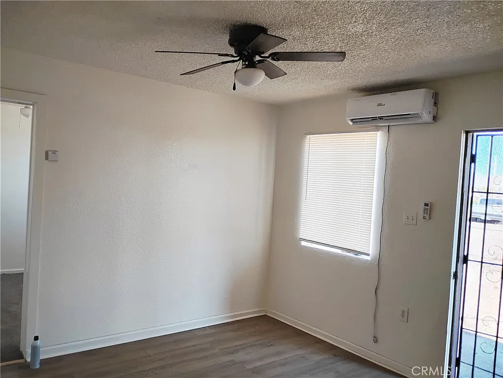2 bed, 1840 sqft, $1,050 — Photo 3