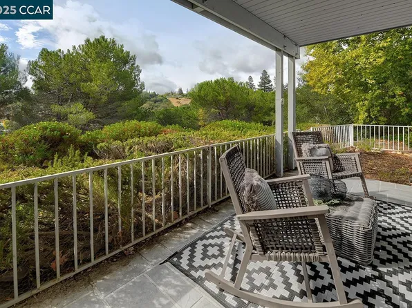 2573 Golden Rain Rd APT 4, Walnut Creek, CA 94595