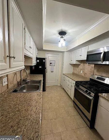 6851 Roswell Rd #K6 — Photo 10