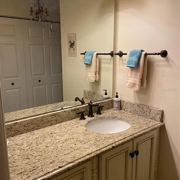 142 Pineneedle Dr #142U — Photo 9