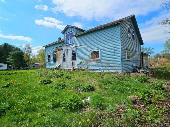 9008 Mill St #Ss, Stittville, NY 13469