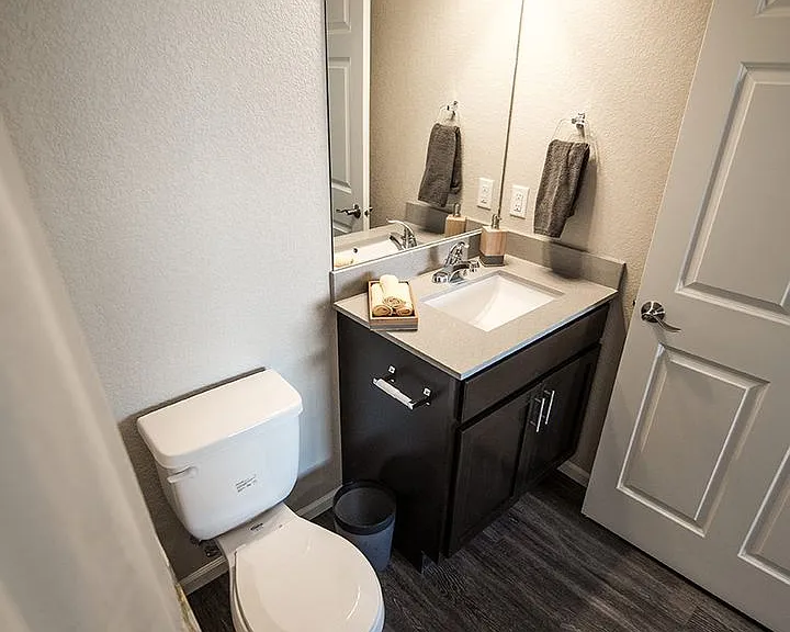 The Legacy Condos - Waverly — Photo 22