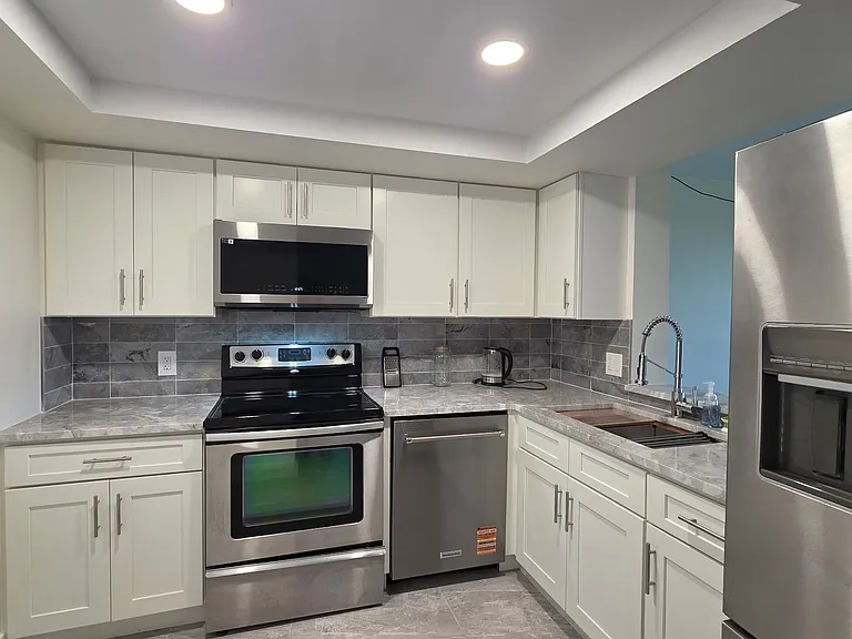 2618 Cove Cay Dr #103 — Photo 17
