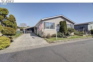 1st image of 5101 NE 121st Ave Unit 184