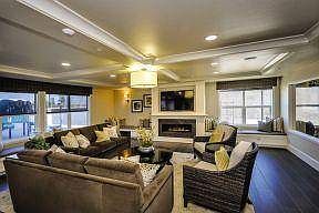 1st image of 888 N San Mateo Dr