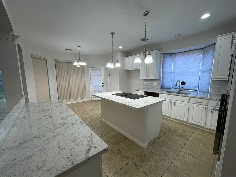 2218 Cypress Run Dr — Photo 6