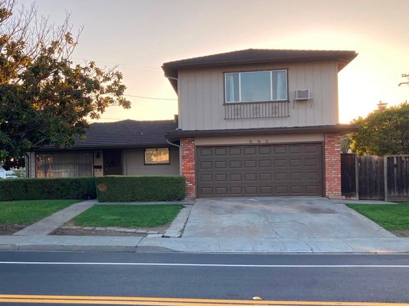 990 Live Oak Dr