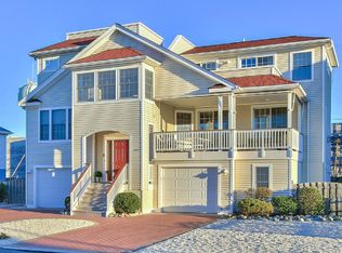 9309 N Susan Ln, Brant Beach, NJ 08008