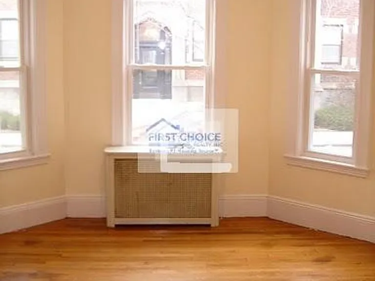 73 Thatcher St #301E — Photo 21