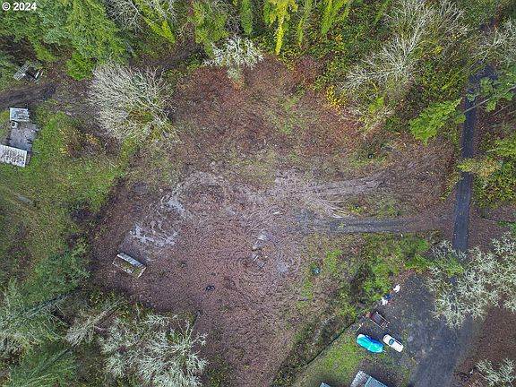 3rd image of 23550 NE Vangie Ln
