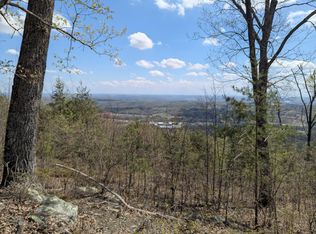 6 Escape Dr, Evensville, TN 37332