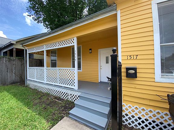 3rd image of 1517 Summer St