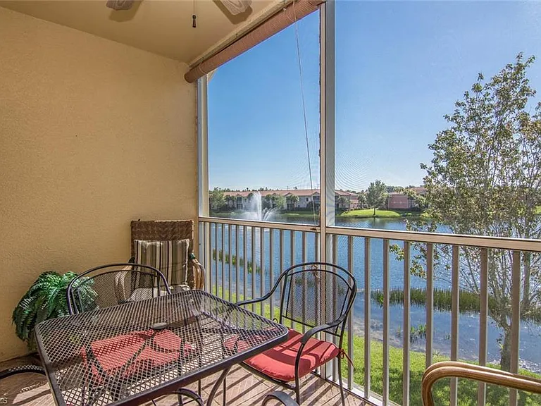 20230 Estero Gardens Cir #206 — Photo 3